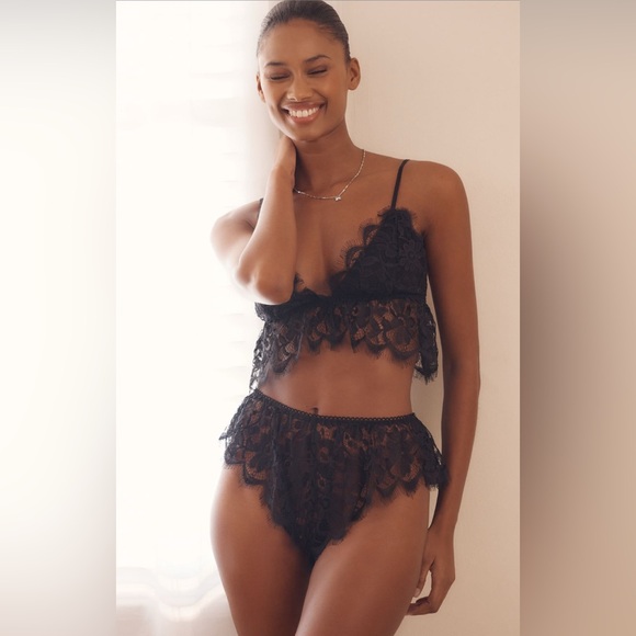 By Anthropologie Ruffle Lace Panty - Picture 3 of 4